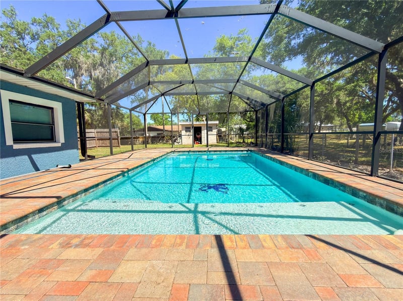 8818 Mathog Rd, Riverview, FL 33578