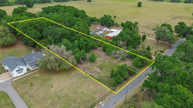 Davis Pool Rd, Seffner, FL 33584