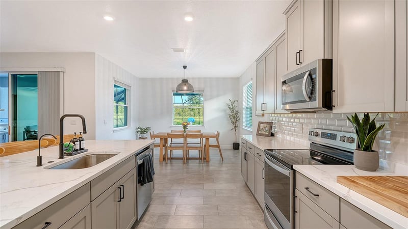 17732 Barley Dr, Bradenton, FL 34211