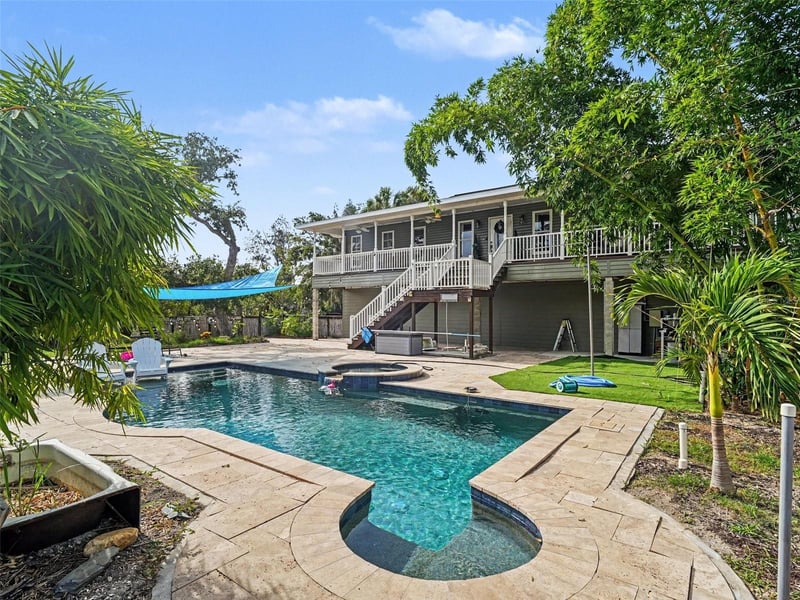1740 Bayshore Dr, Terra Ceia, FL 34250