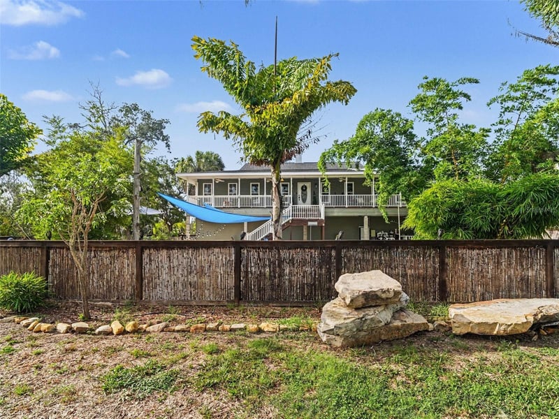 1740 Bayshore Dr, Terra Ceia, FL 34250