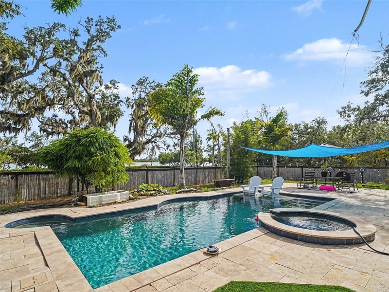 1740 Bayshore Dr, Terra Ceia, FL 34250