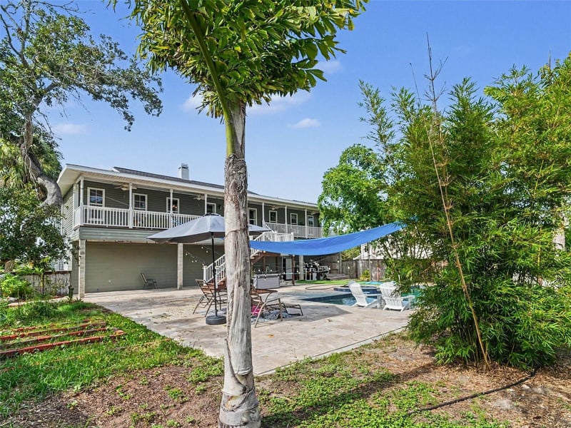 1740 Bayshore Dr, Terra Ceia, FL 34250