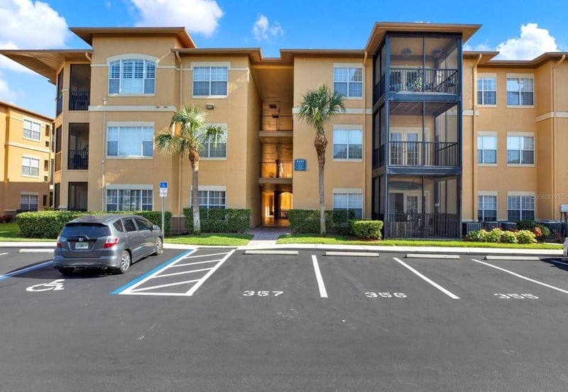 4333 Bayside Village Dr #229, Tampa, FL 33615