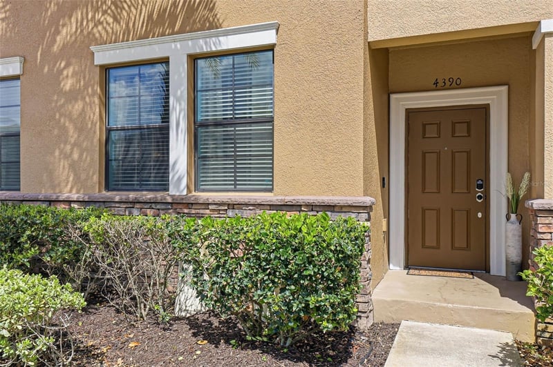 4390 Fennwood Ct, Wesley Chapel, FL 33543