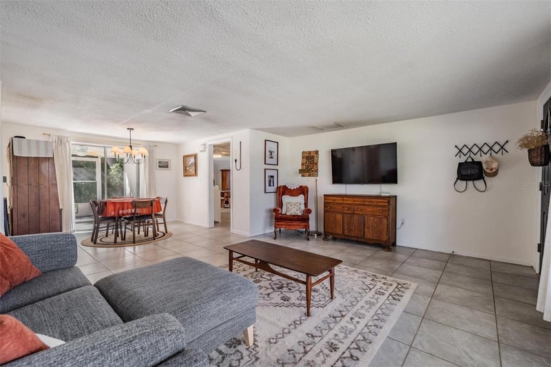 7916 Yucca Dr, New Port Richey, FL 34653