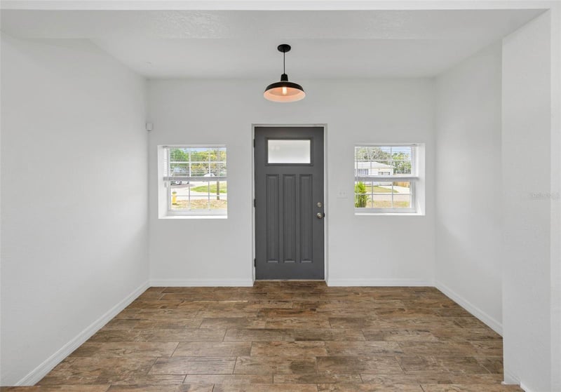 2545 32nd Ave, St Petersburg, FL 33713