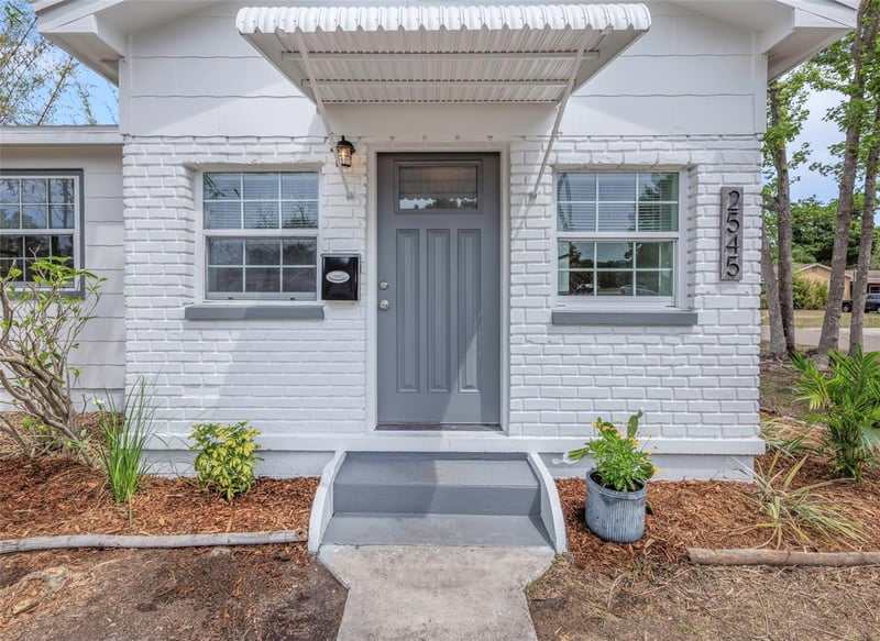 2545 32nd Ave, St Petersburg, FL 33713