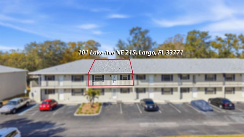101 Lake Ave #215, Largo, FL 33771