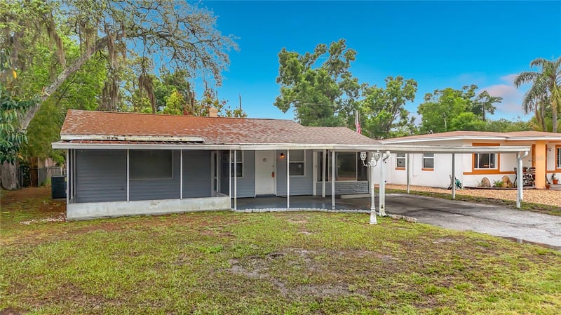 1328 Divot Ln, Tampa, FL 33612