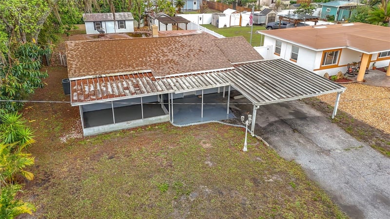 1328 Divot Ln, Tampa, FL 33612