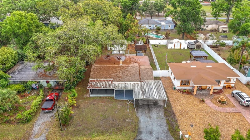 1328 Divot Ln, Tampa, FL 33612