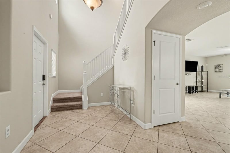 1677 Ludington Ave, Wesley Chapel, FL 33543