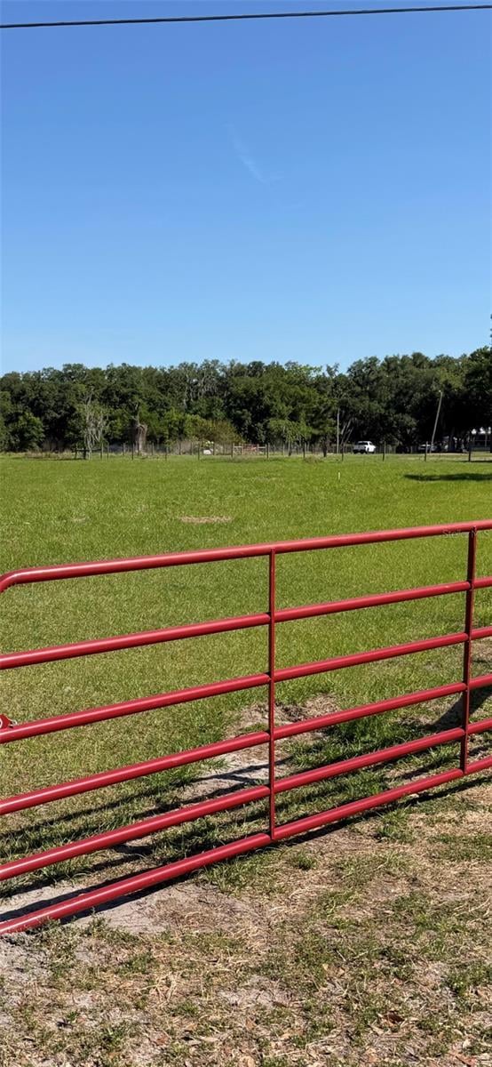 Sydney Rd, Dover, FL 33527