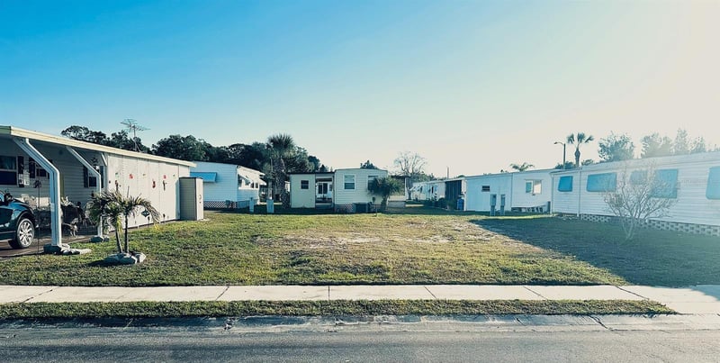 6100 62nd Ave #55, Pinellas Park, FL 33781