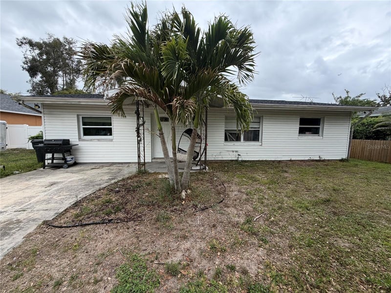 3915 51st Ave, St Petersburg, FL 33714