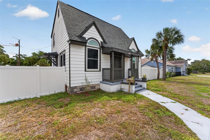 1900 16th St, St Petersburg, FL 33705