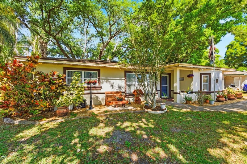 194 21st Ter, Largo, FL 33771