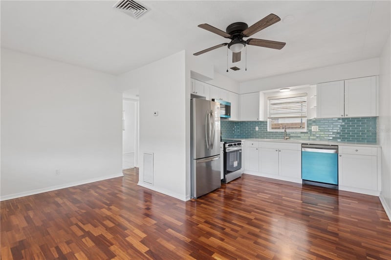 10610 98th Ter, Seminole, FL 33772