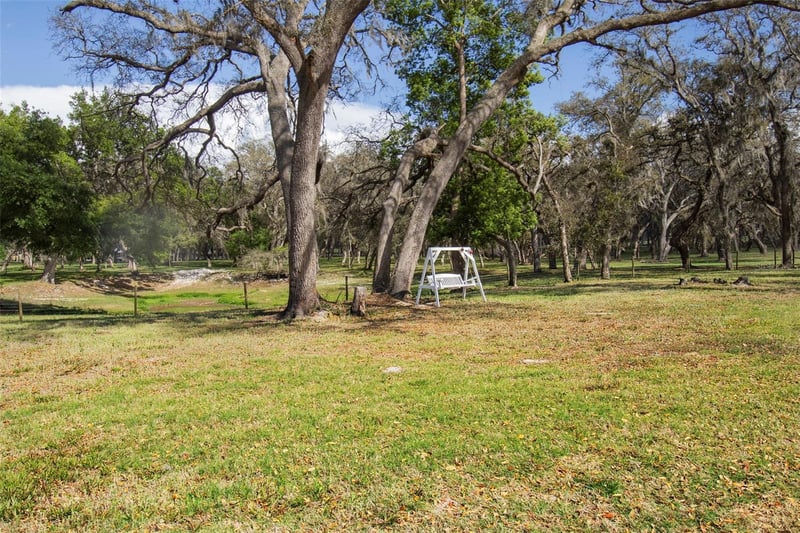 4458 Foster Ln, Zephyrhills, FL 33541