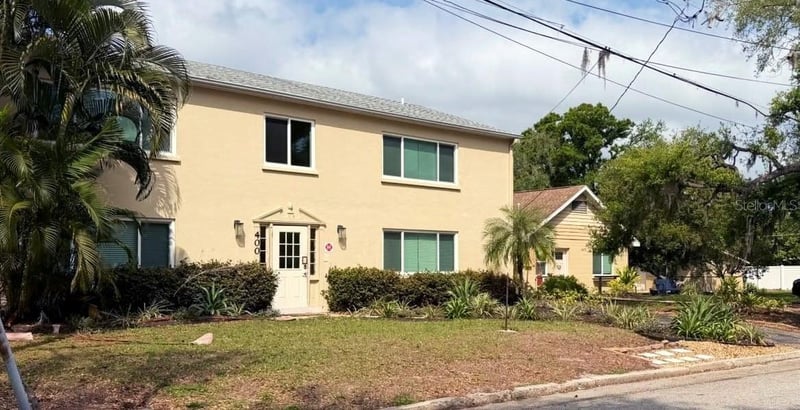 400 20th St #1-6, Bradenton, FL 34208