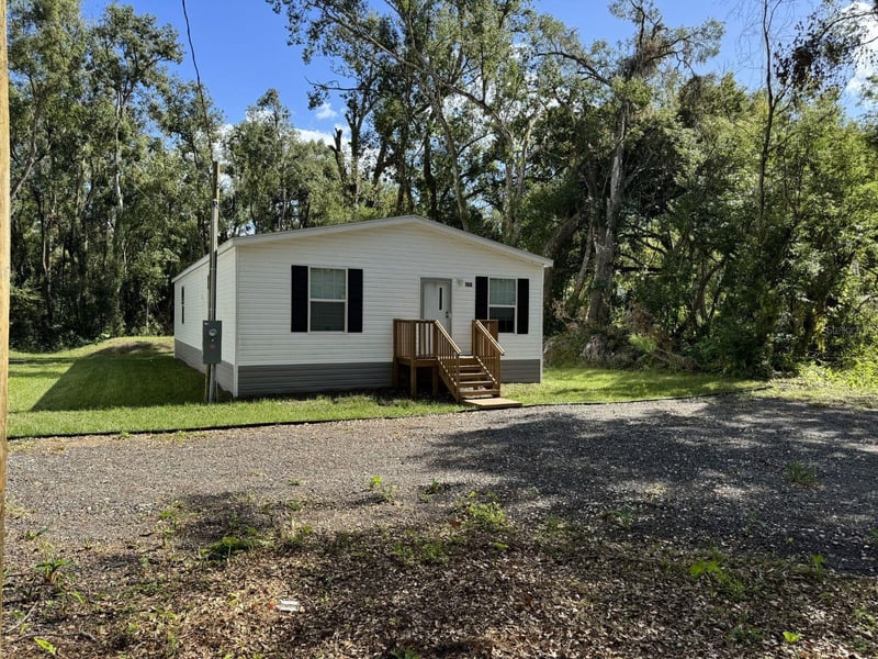 Lake Dr, New Port Richey, FL 34654