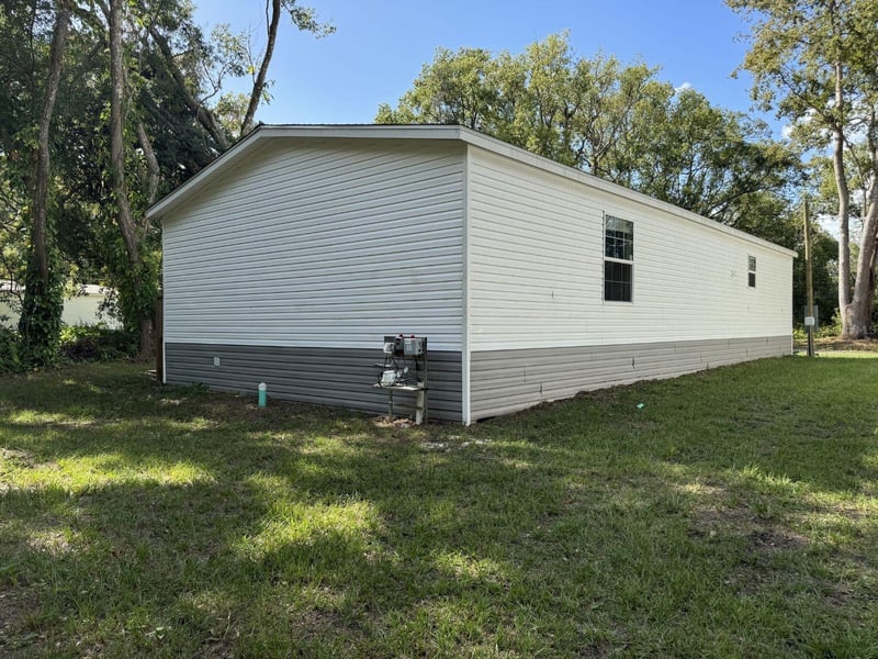 Lake Dr, New Port Richey, FL 34654