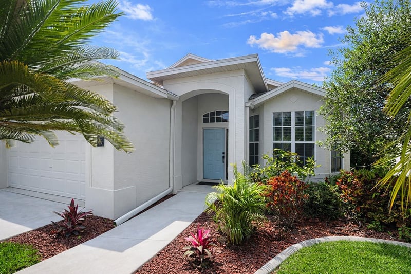3712 Doral St, Palm Harbor, FL 34685