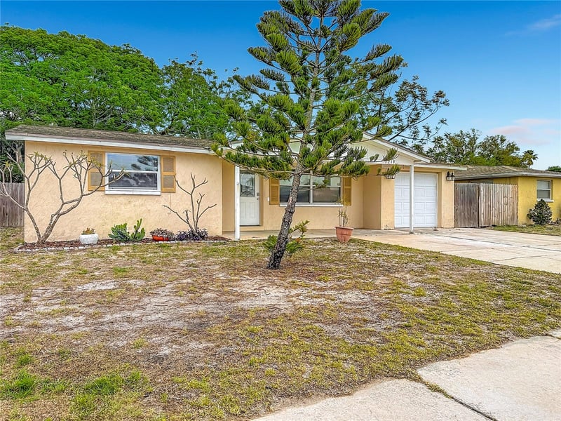 7219 Gulf Highlands Dr, Port Richey, FL 34668