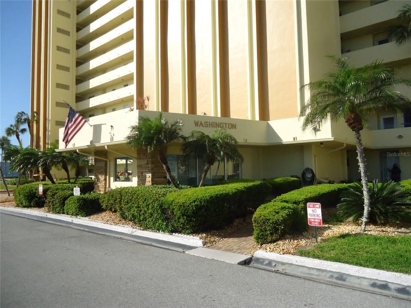 4550 Cove Cir #405, Madeira Beach, FL 33708