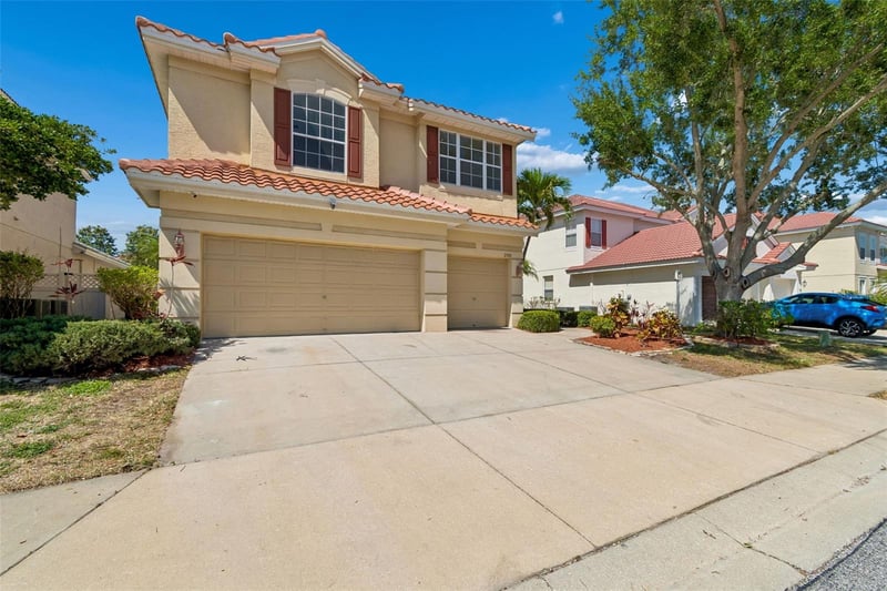 2300 Hannah Way, Dunedin, FL 34698