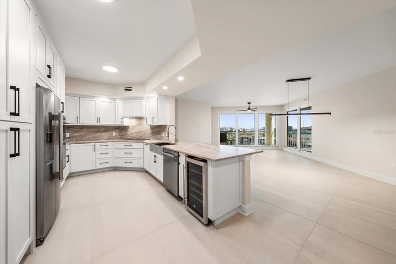 1170 Gulf Blvd #1004, Clearwater, FL 33767