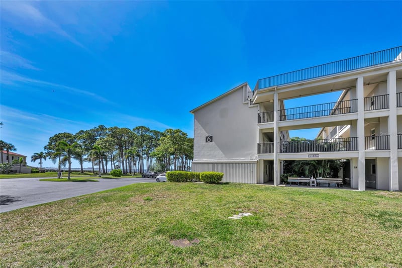 2700 Bayshore Blvd #6107, Dunedin, FL 34698