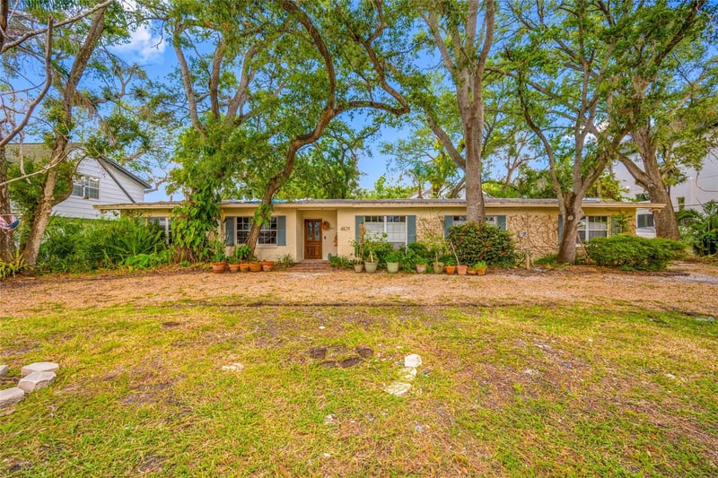 4829 San Jose St, Tampa, FL 33629