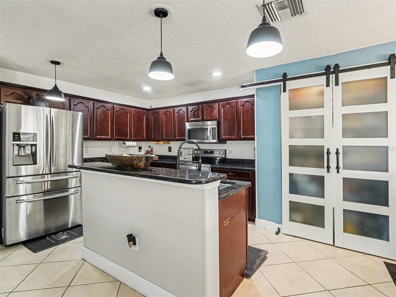 12123 Fern Blossom Dr, Gibsonton, FL 33534