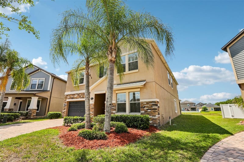 19417 Paddock View Dr, Tampa, FL 33647