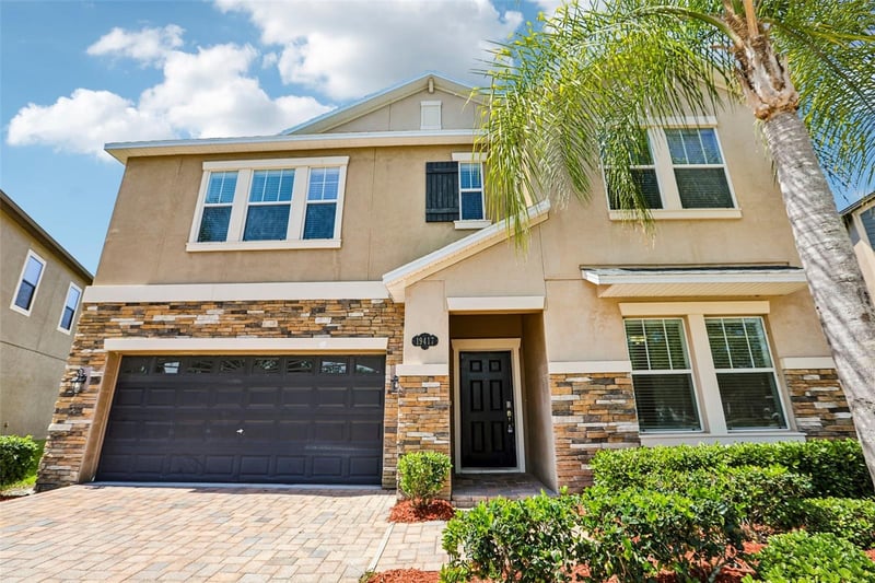 19417 Paddock View Dr, Tampa, FL 33647