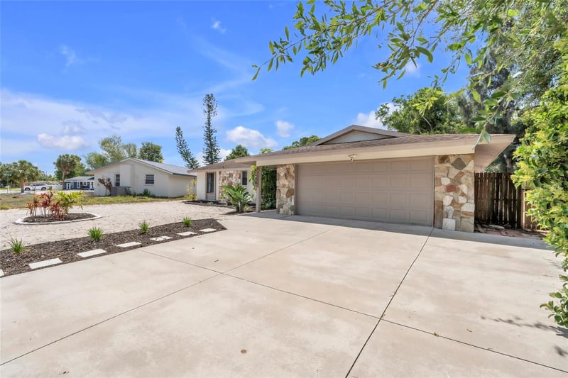 6305 36th Ave, Bradenton, FL 34209