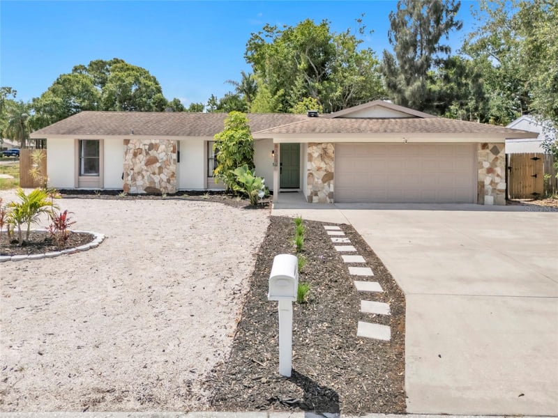 6305 36th Ave, Bradenton, FL 34209