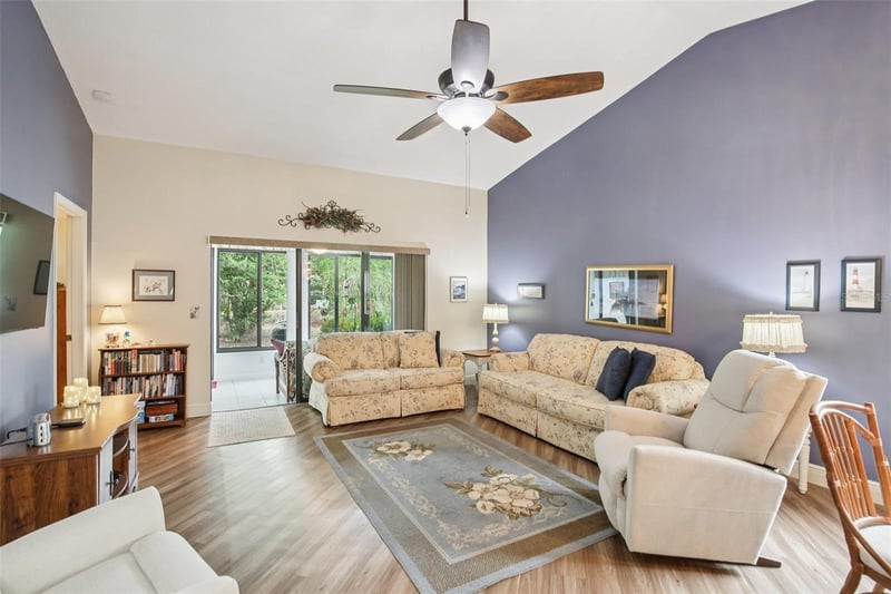 11622 Cocowood Dr, New Port Richey, FL 34654