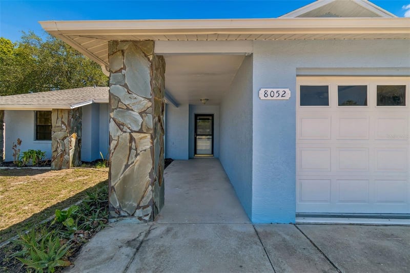 8052 Gabriel Dr, Port Richey, FL 34668