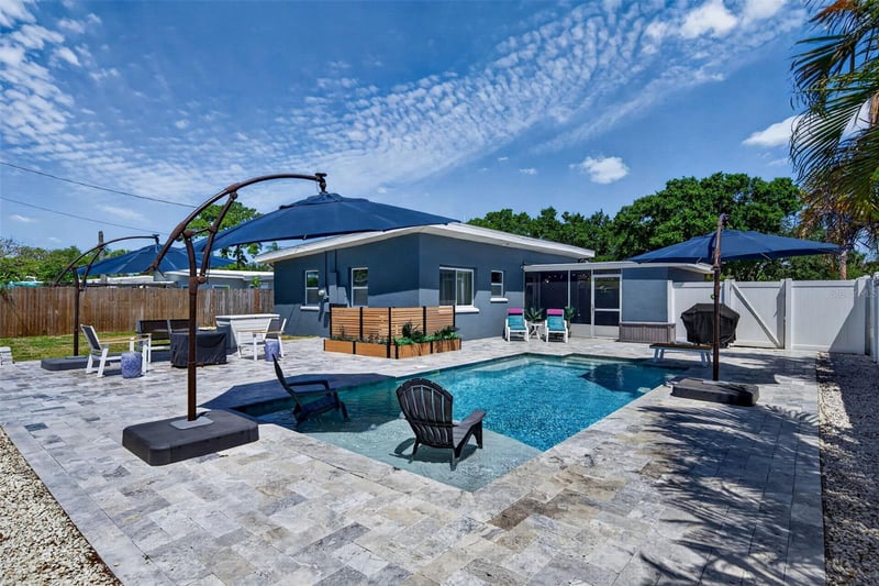 6318 21st Ave, St Petersburg, FL 33710