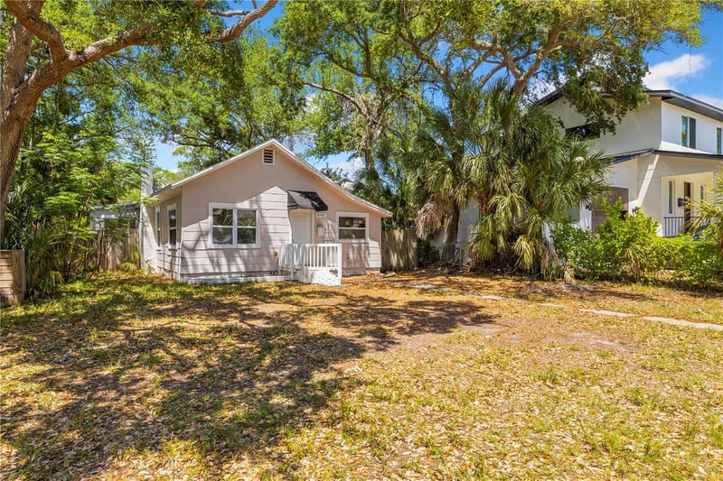 665 26th Ave, St Petersburg, FL 33705