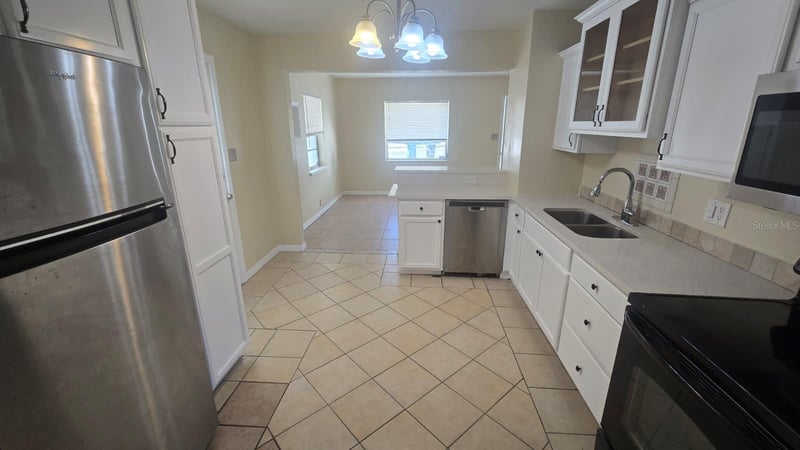 3164 33rd Ave, St Petersburg, FL 33713