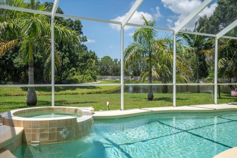 5809 Lexington Dr, Parrish, FL 34219