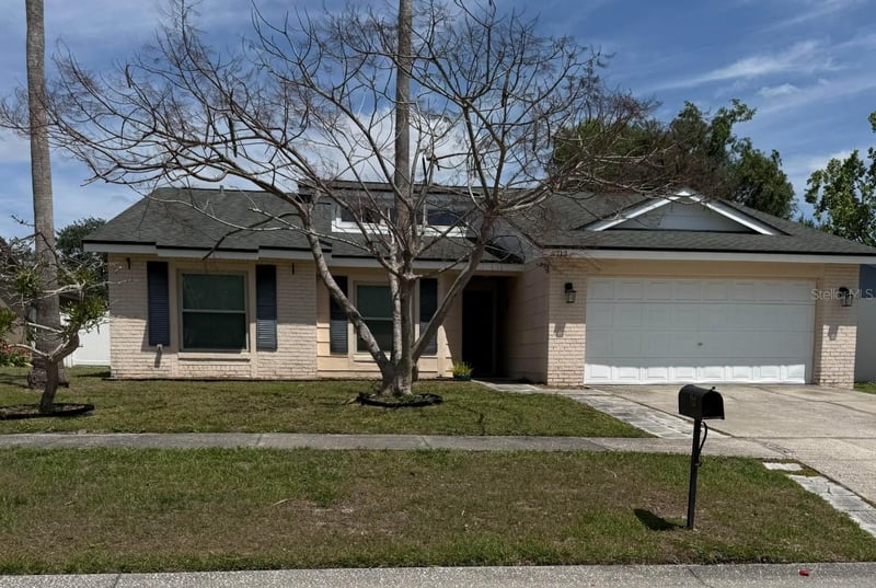 712 Hazy Meadow Ct, Brandon, FL 33510