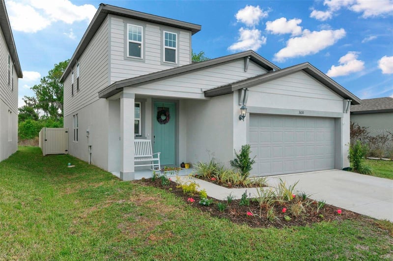3610 Radiant Mountain Dr, Plant City, FL 33565