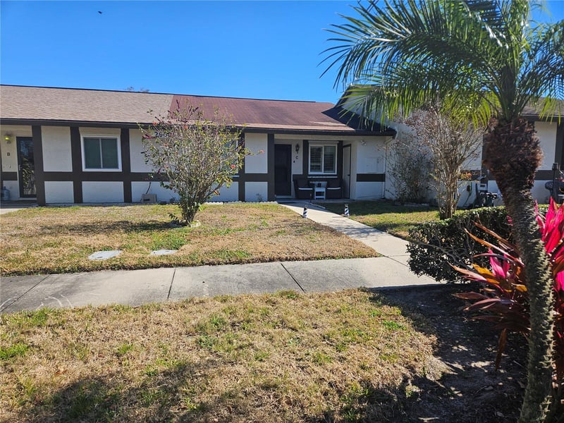 2900 Grovewood Blvd #C, Palm Harbor, FL 34683