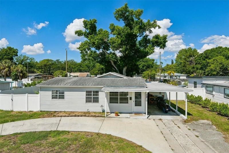 7210 14th St, St Petersburg, FL 33702