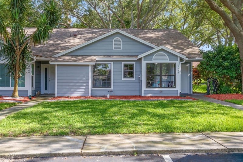 2668 Bentley Dr, Palm Harbor, FL 34684